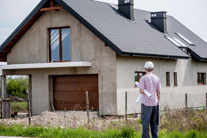 Niedrogie sprzęty budownicze – ciągniki jednoosiowe