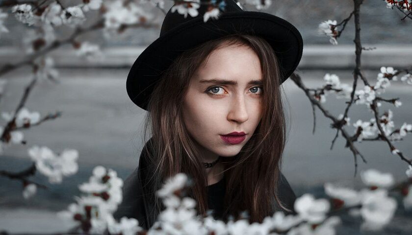 Eleganckie swetry damskie – w jakich miejscach można je kupić